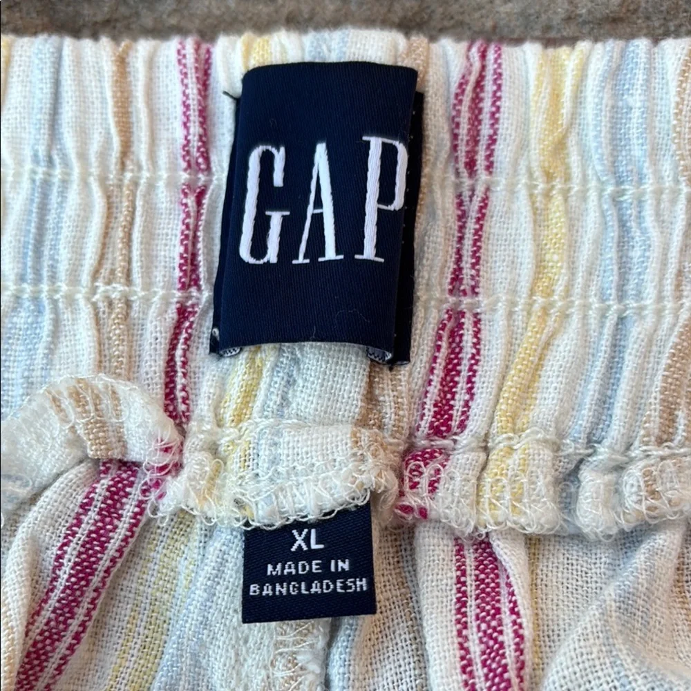 NWT GAP High Waist XL Shorts in Linen/Rayon blend Cream w/ Stripes. Summer cool! - Picture 9 of 16